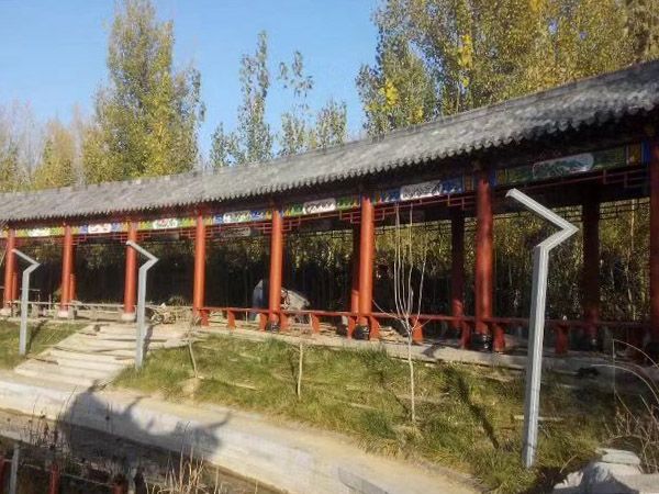 长廊在中国古典园林中有什么意义？